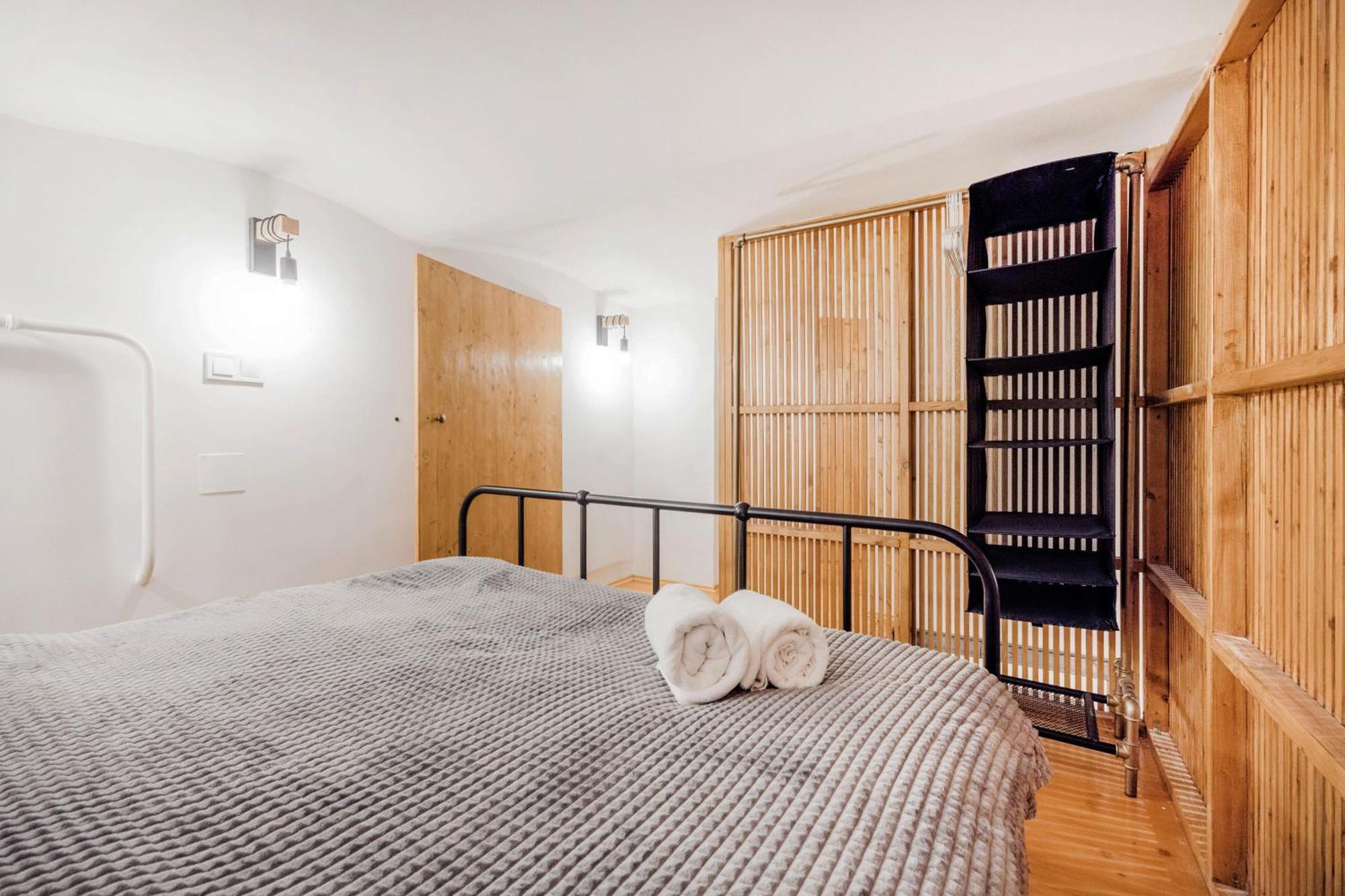 Wellness Wonderland: Garden, Sauna, Jacuzzi In Cbd Lejlighed *